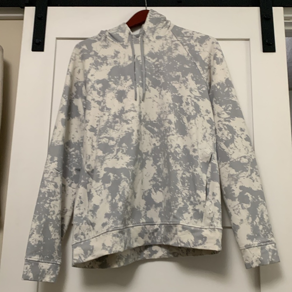 Lululemon Hoodie no tag likely size large